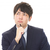 写真:悩む人
